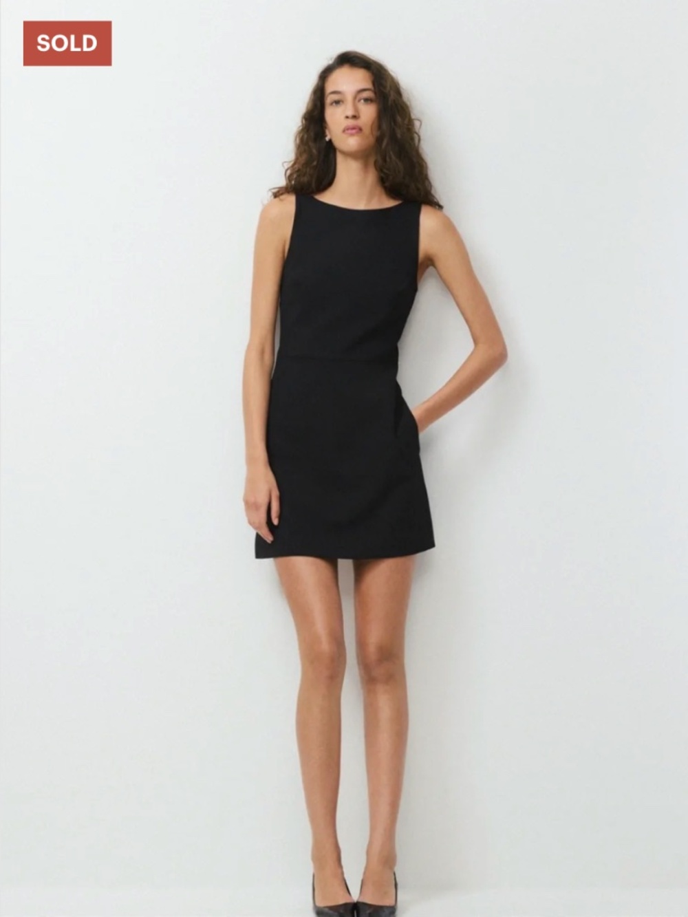 Aritzia Babaton Bond Dress Black Fit and Flare Mini LBD Size 2